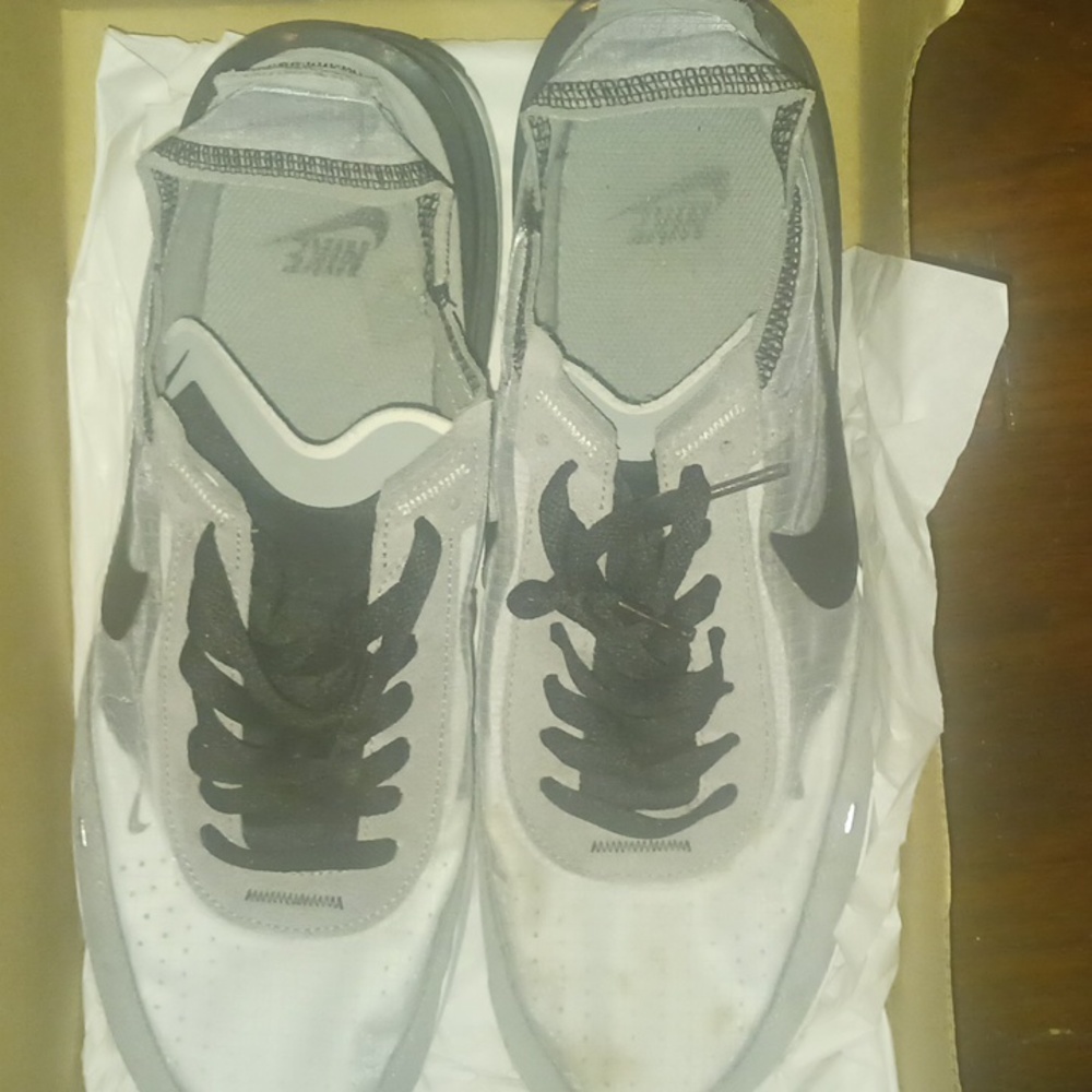 Nike shoes